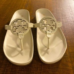 Tory Burch Miller Cloud 10.5 NWOT